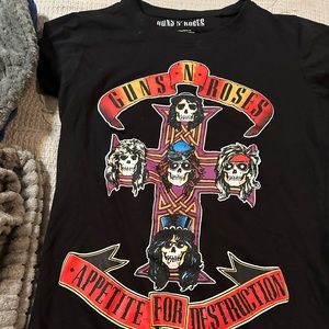 Womens short sleeve GnR tee- runs small